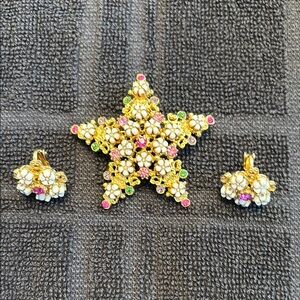 Gold Star Brooch and Earrings Set